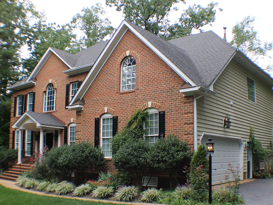 Exterior Front_09182014