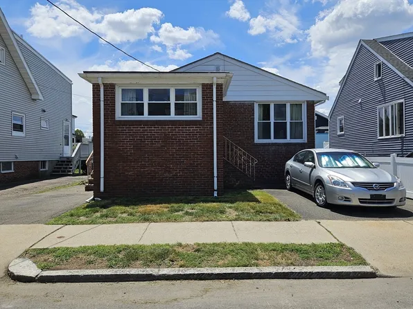 29 Bateman Ave, Revere, MA 02151