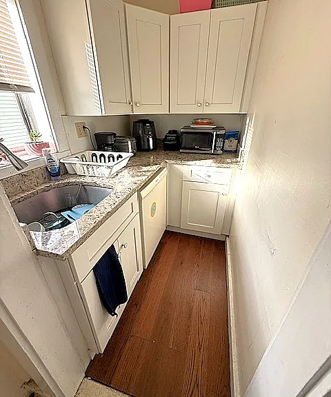41 Ardell St #2 — Photo 3