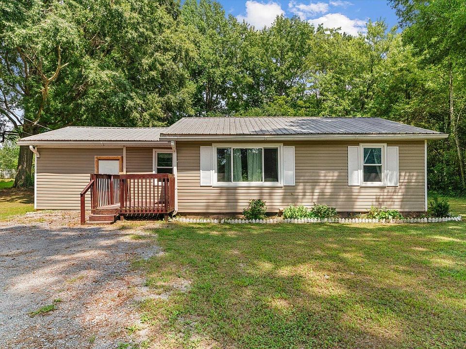 1st image of 163 Ben Putnam Rd