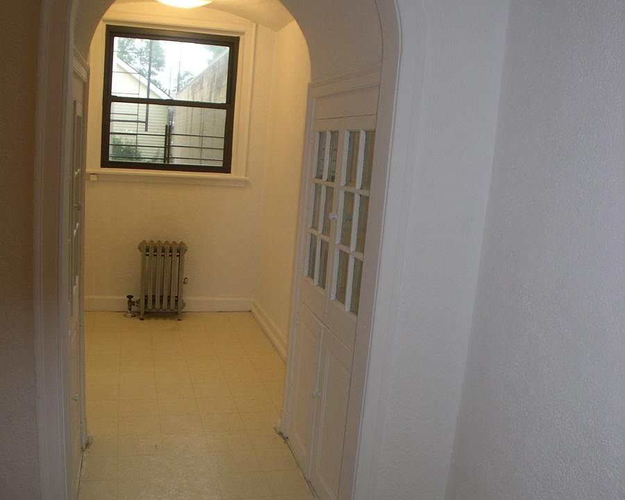 2nd image of 17 Horton Ave