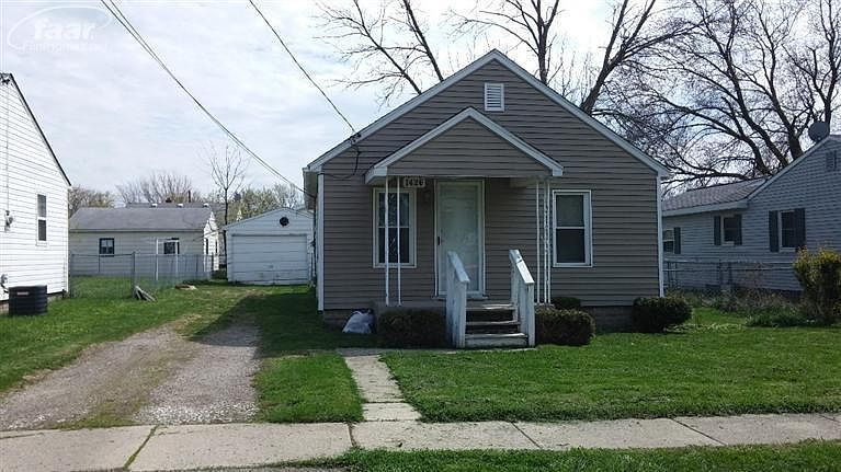 1st image of 1426 James St