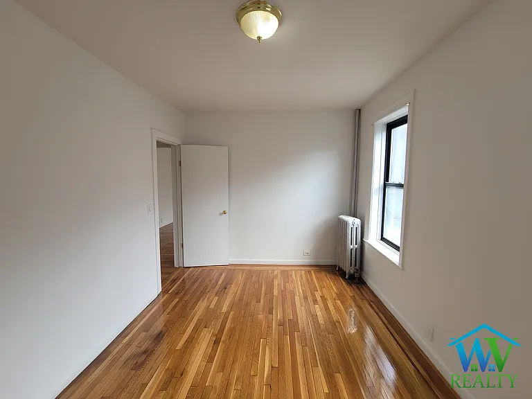 3230 Steuben Ave #A3 — Photo 12