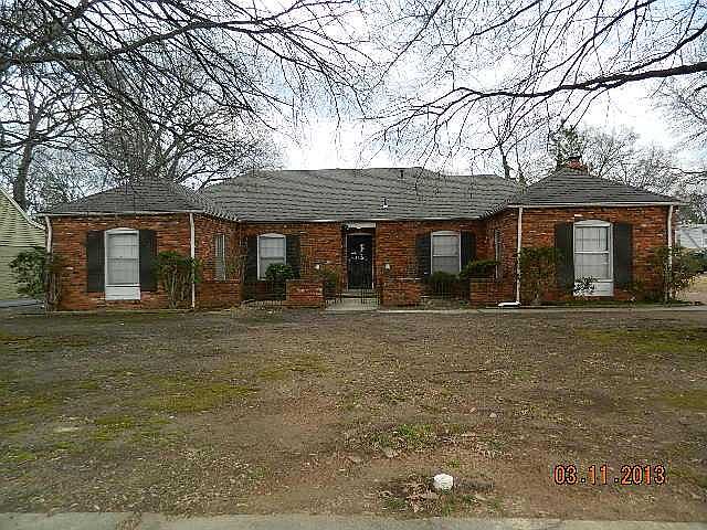 1st image of 2304 Lovitt Dr