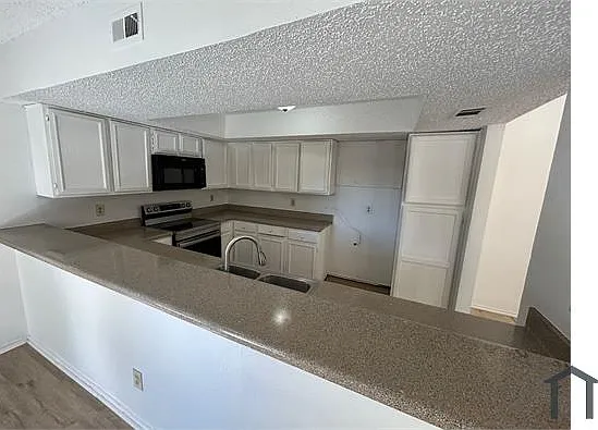 2270 Jackson Cir — Photo 15