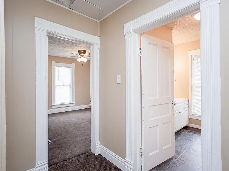 826 F St — Photo 22