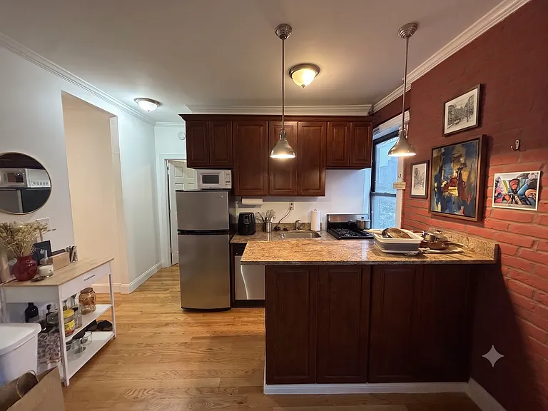 380 S 4th St #22 — Photo 2