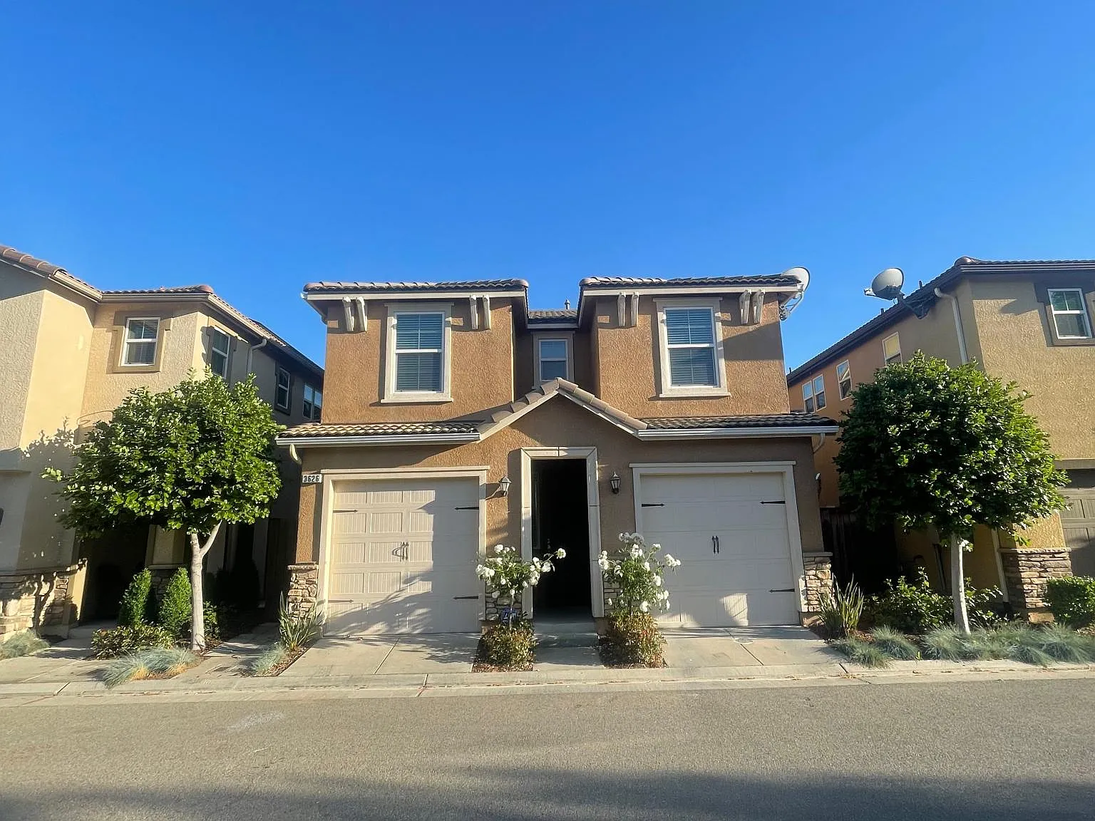 3626 Etchings Way — Photo 1