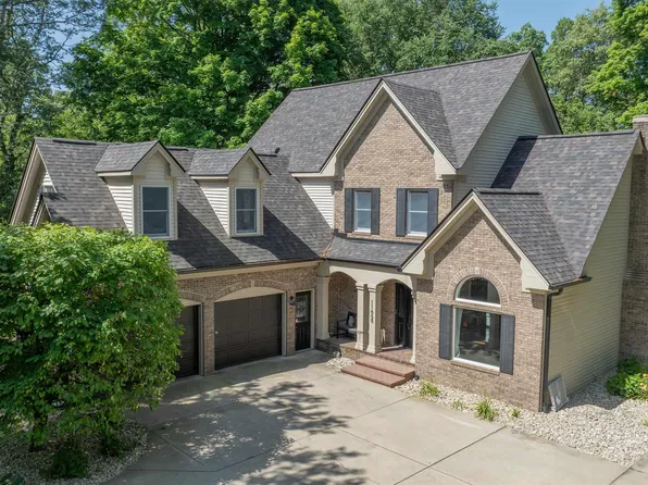 11668 W Briarwood Dr, Monticello, IN 47960