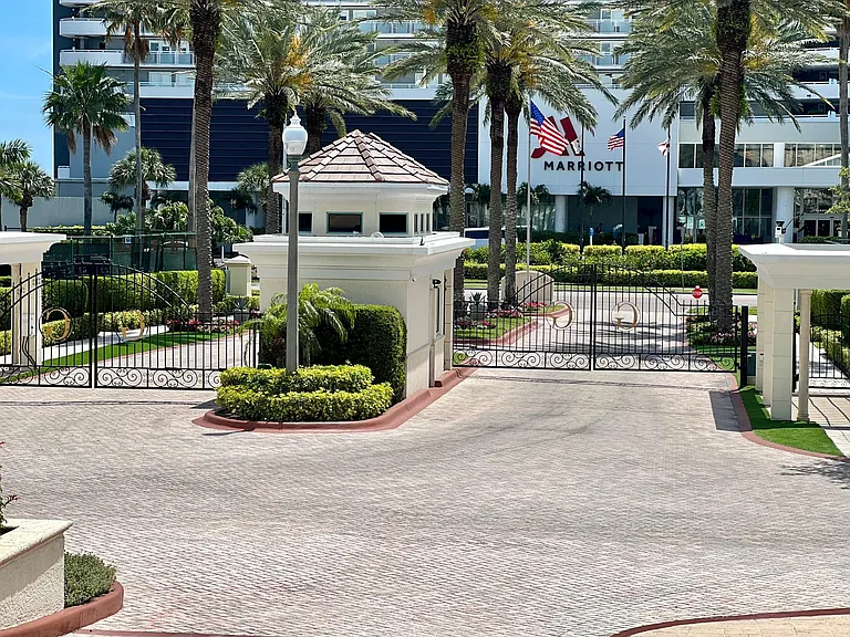1180 Gulf Blvd #306 — Photo 18