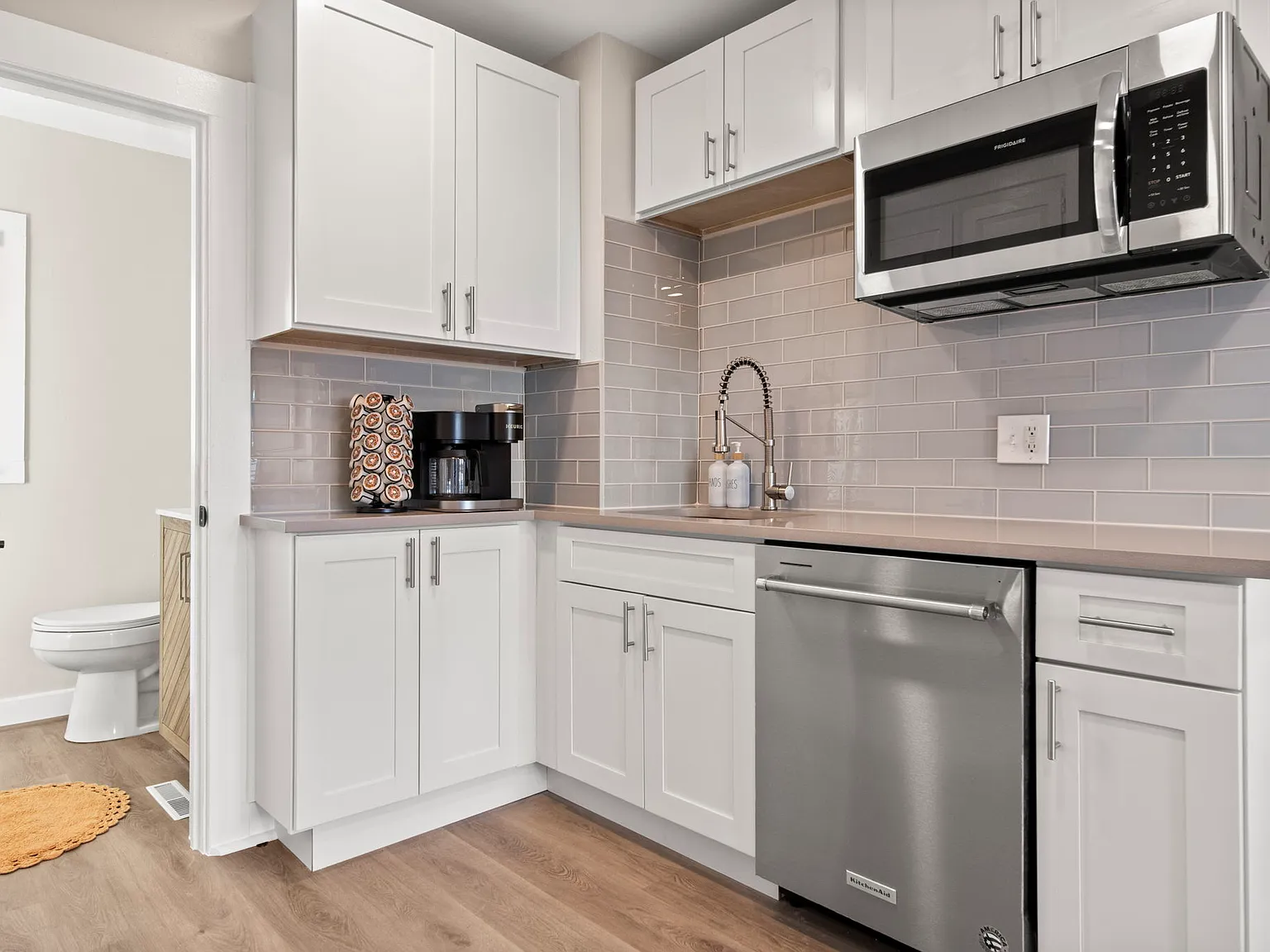 1 bed, 475 sqft, $2,200 — Photo 4