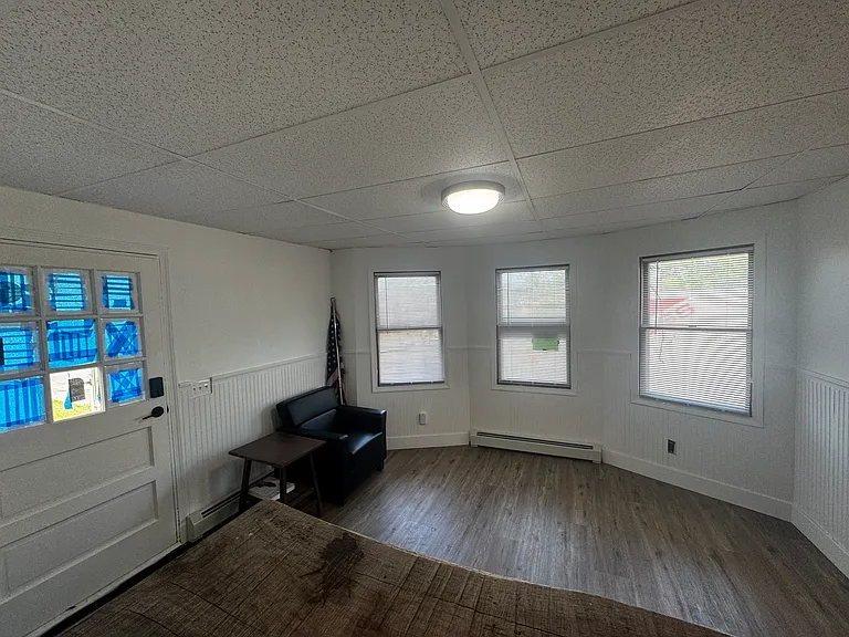 85 Benton Ave #2 — Photo 7