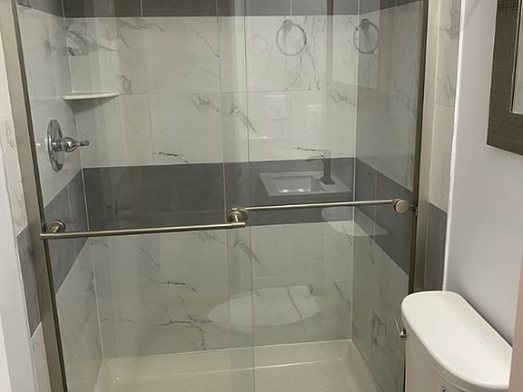 5th image of 1025 N Carey St #2-650