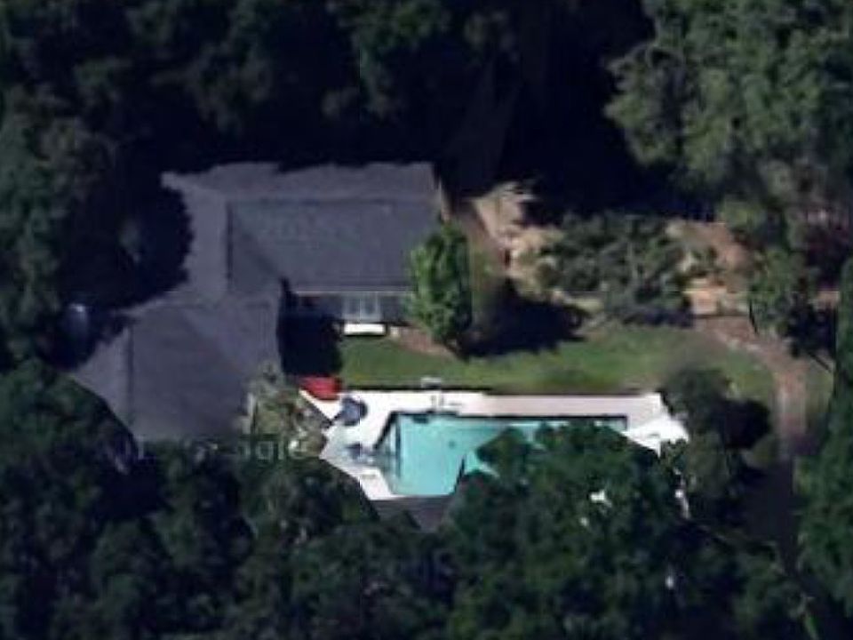2nd image of 2071 SE 54th Ter