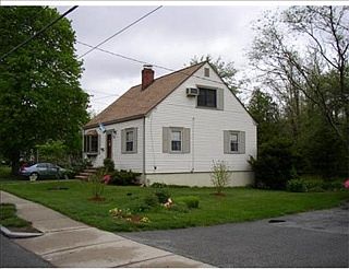 2nd image of 26 Hart St