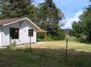 86450 Croft Lake Ln, Bandon, OR 97411