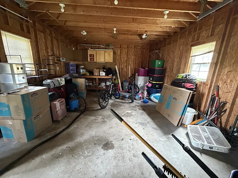 3710 Robinson St — Photo 25