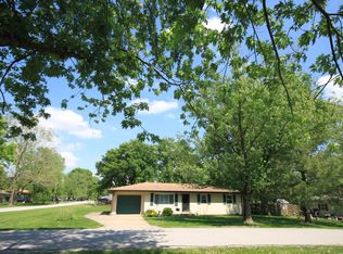 110 Willowbrook Dr, Hallsville, MO 65255