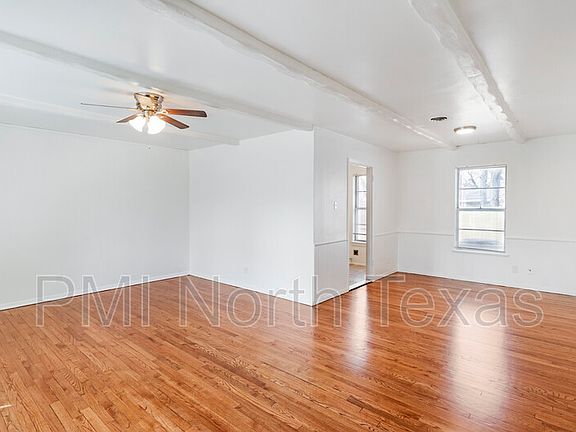 4th image of 169 Eisenhower Blvd #B