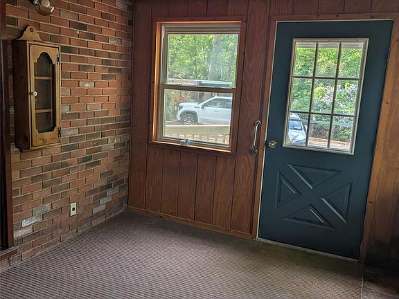 3rd image of 45 Sunken Meadow Rd