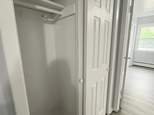 1598 Oliver St #2, Rahway, NJ 07065