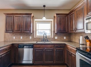 9905 N Farley Ave, Kansas City, MO 64157