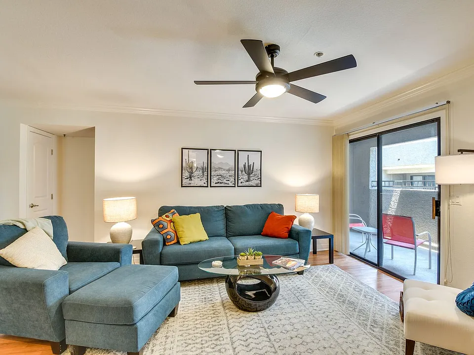 2025 E Campbell Ave #1-ID1545885P