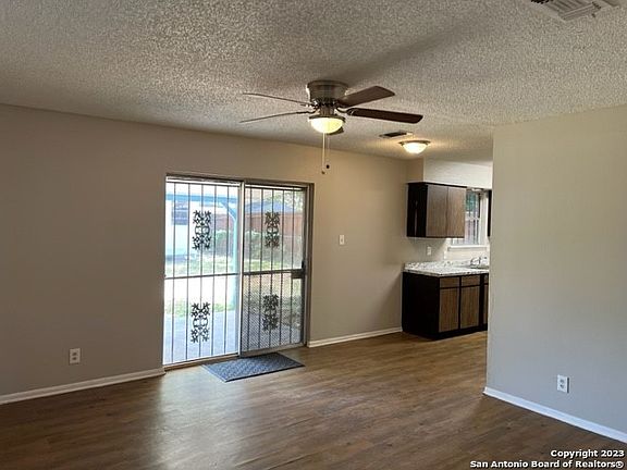 4th image of 5914 TOPCROFT DR