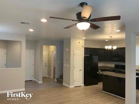 4th image of 113 Cascade Meadow Ct