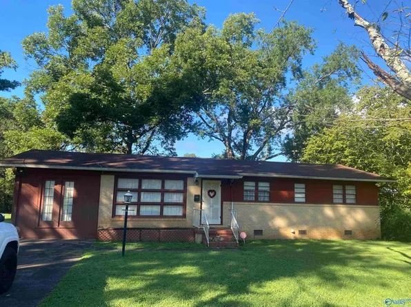 303 Kansas Ave, Stevenson, AL 35772