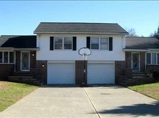 142-144 Dunsbach Rd, Halfmoon, NY 12065