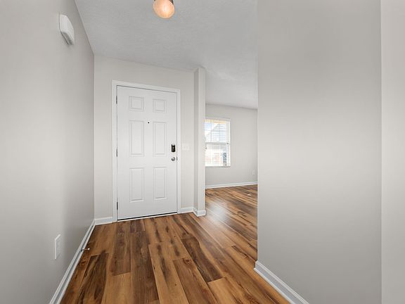 3rd image of 3520 Boxelder Way