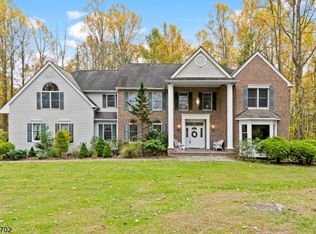 25 Woodfield Rd, Andover, NJ 07821