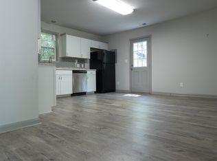 412 1/2 Chamberlain St, Raleigh, NC 27607