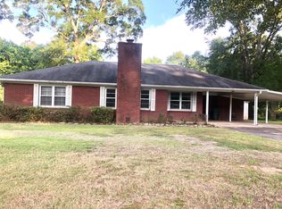 907 Martintown Rd, New Albany, MS 38652