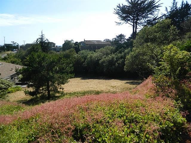 2nd image of 0 Hermosa Ave