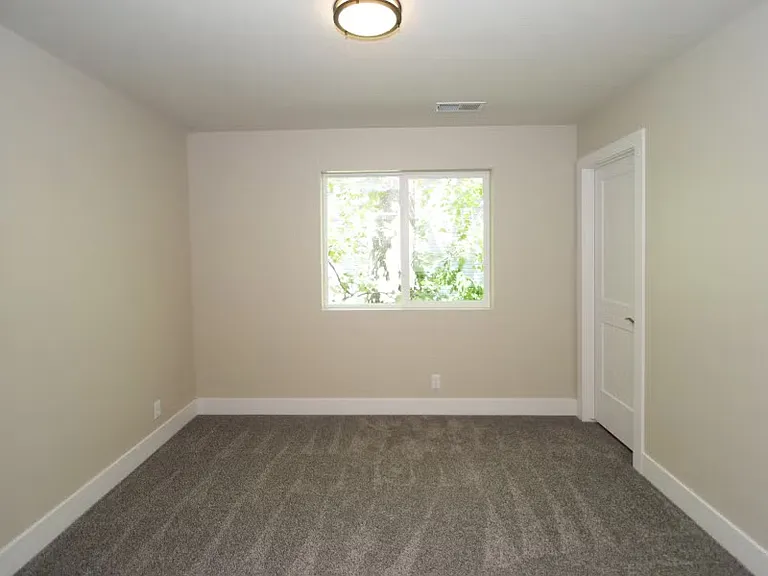 841 W Burnham St #1 — Photo 12