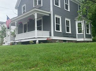 3 Vernon St, Greenfield, MA 01301