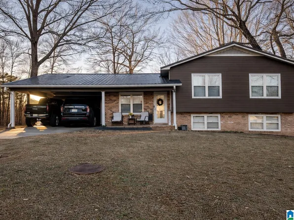 5520 Ashwood Dr, Anniston, AL 36206