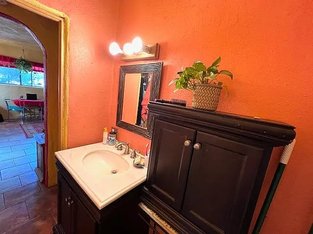 104 Avenue De Las Velasquez — Photo 12