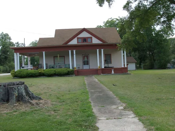 107 N Holmes St, Belton, SC 29627