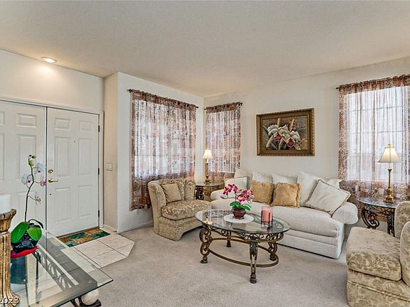 5th image of 521 Curtin Ct