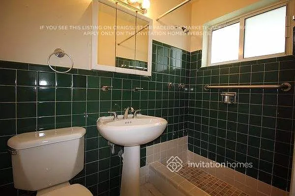 1848 SW 37th Ave — Photo 7