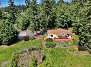 692 Olympic View Dr, Coupeville, WA 98239