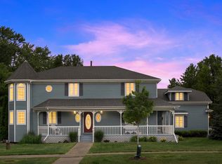 524 S Washington St, Westmont, IL 60559