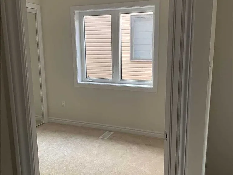 29 Gunn Ave — Photo 10