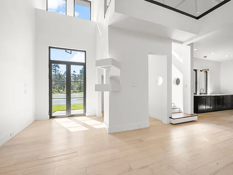 9825 Fawn View Dr — Photo 14