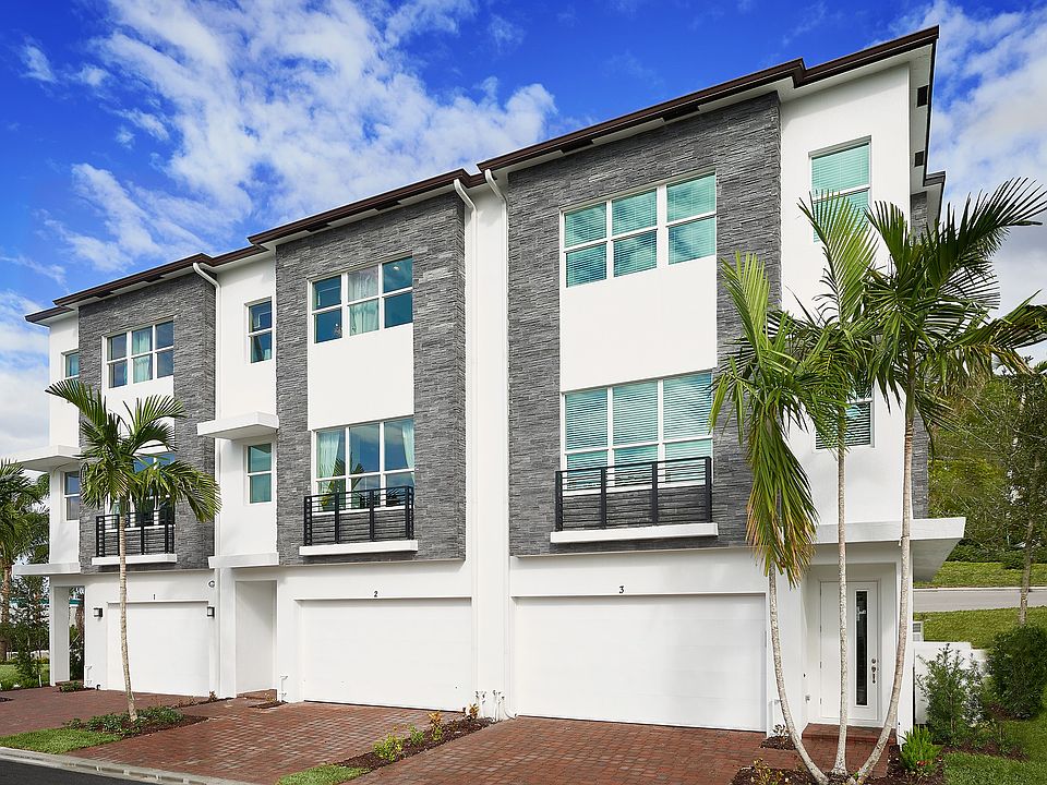 Luxurious Townhomes