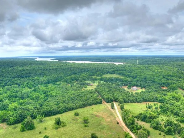 13776 E Stella Rd, Newalla, OK 74857