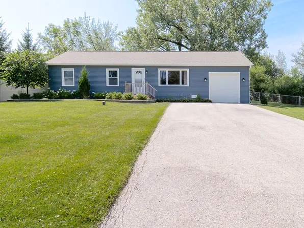 113 74th St, Darien, IL 60561